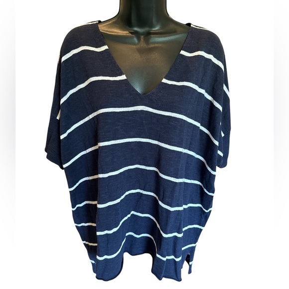 Eileen Fischer navy / white top - Picture 1 of 3